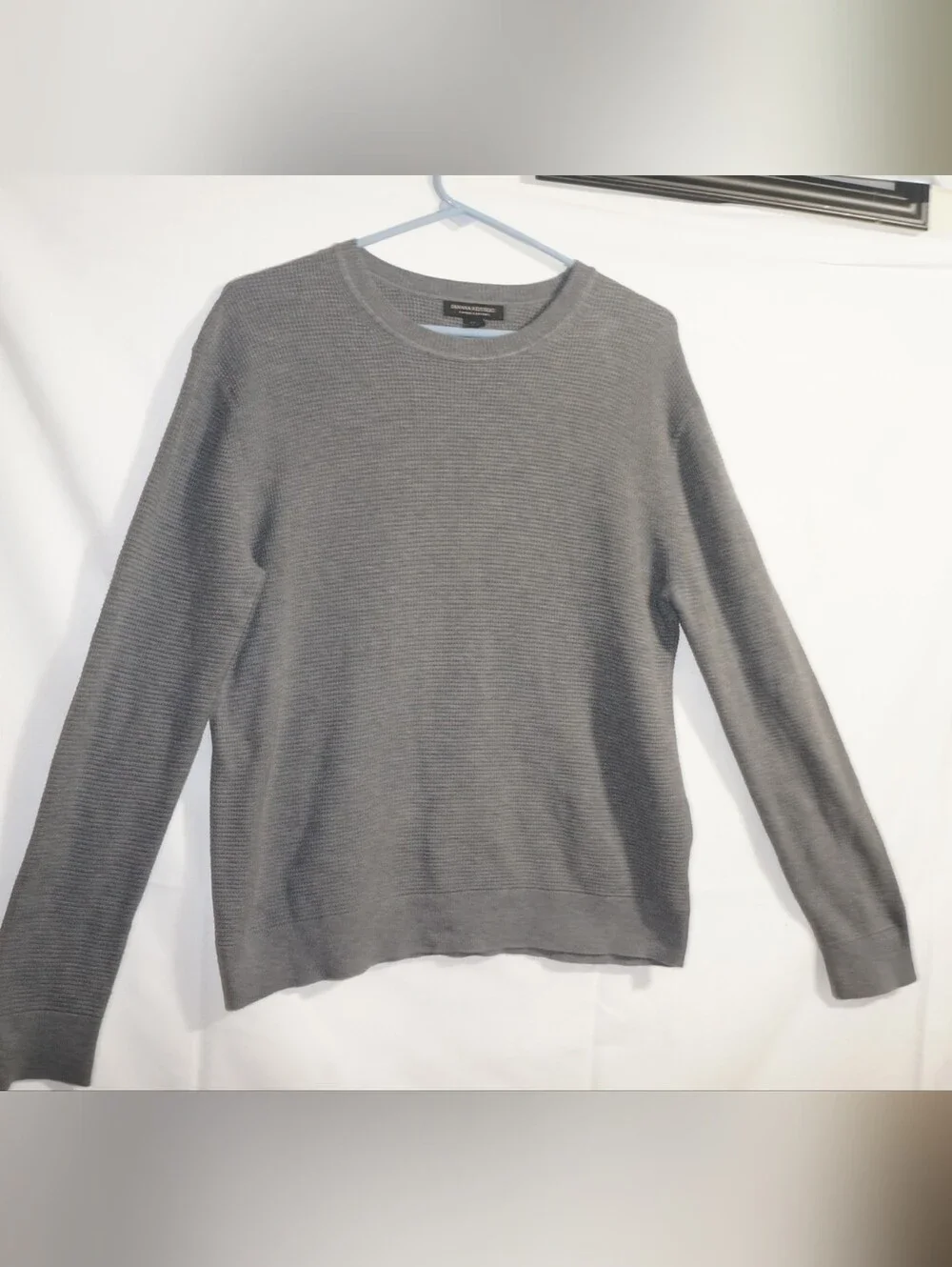 Banana Republic Supima Cotton Waffle Knit Crewneck Sweater Size Meduim Gray
